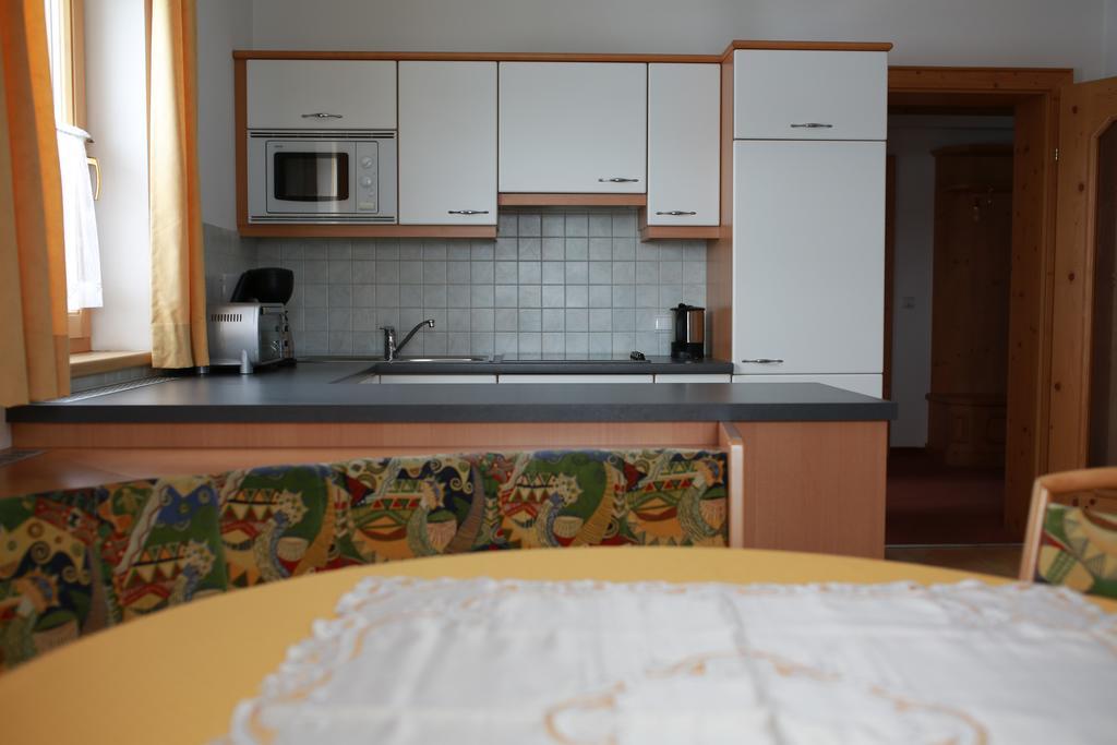 Pension Sonnenheim เชินแบร์ก อิม ชตูไบทาล ภายนอก รูปภาพ
